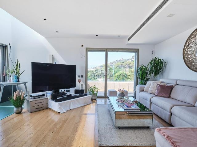 Chalet en venta en Barcelona, Sarrià. Increíble vivienda en Can Caralleu. Chalets.