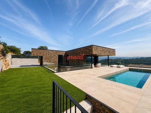 Chalet en venta en Barbadás, Orense
