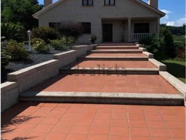 Chalet en venta en Barro, San Antoniño