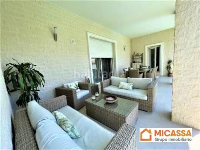 Chalet en venta en Barrios Los. Exclusiva impresionante villa de lujo en Los Barrios. Chalets Barrios.