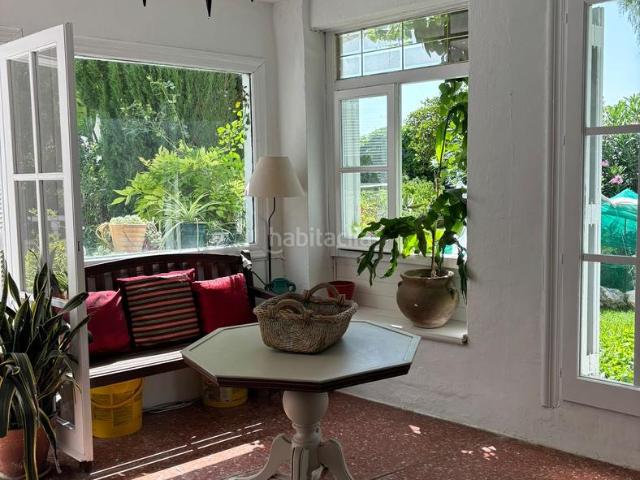 Chalet en venta en Bétera, Camí de Paterna Lloma del Calderer. ¡Magnifico chalet independiente a tan solo siete minutos andando al pueblo, piscina, estanque. !. Chalets.