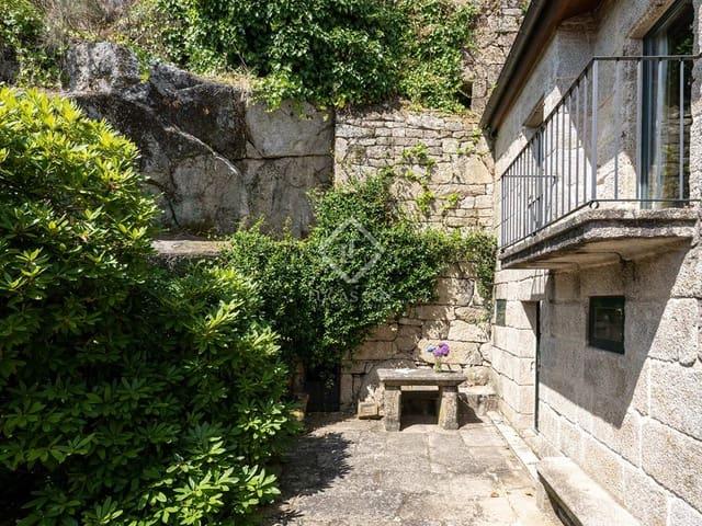 Chalet en venta en Beade, Orense