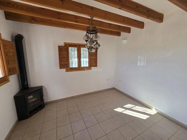 Chalet en venta en Bédar. Encantadora villa con solárium y vistas panorámicas a Sierra Cabrera. Chalets.