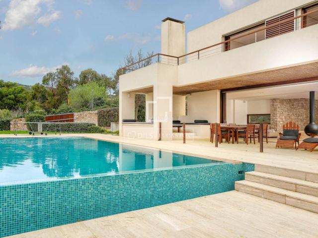 Chalet en venta en Begur, Fornells Aiguablava Costa Brava. Espectacular Villa moderna con vistas al mar en Fornells, Aiguablava, Costa Brava. Chalets.