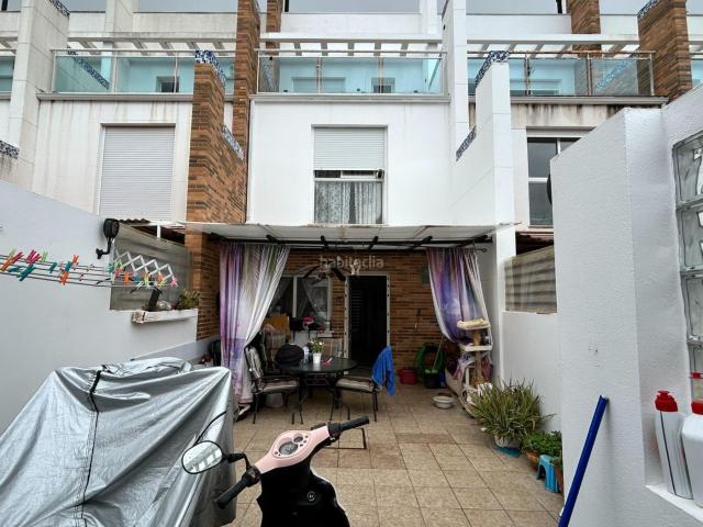 Chalet en venta en Bellreguard. Encantador Chalet Reformado en Bellreguard. Chalets.