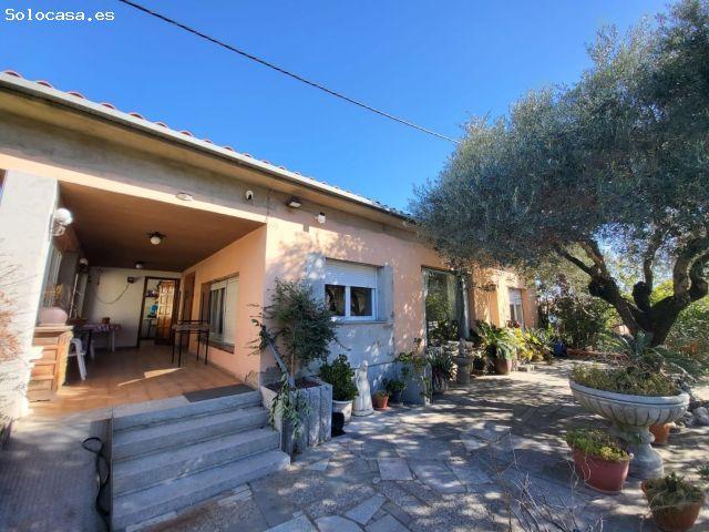 Chalet en Venta en Benamer, Girona
