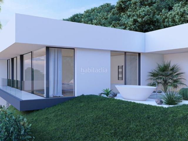 Chalet en venta en Benahavís, Montemayor Marbella Club. Chalets.