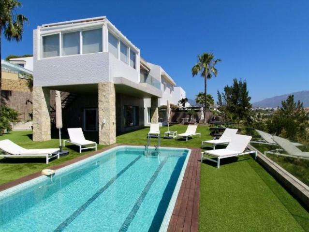 Chalet en venta en Benahavís, Benahavis