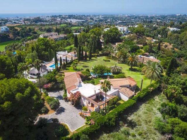Chalet en venta en Benahavís, Benahavis