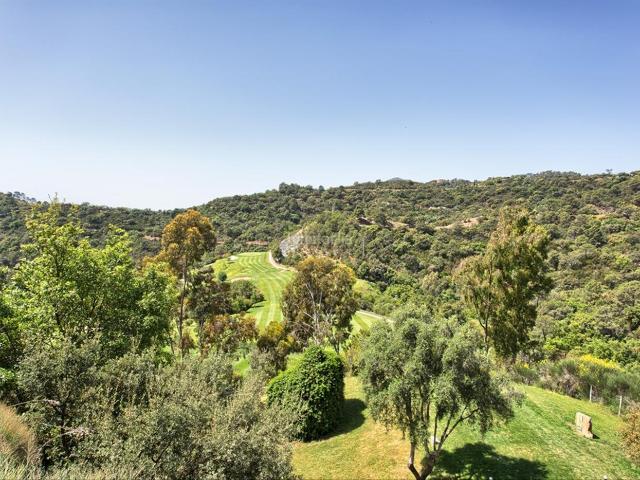 Chalet en venta en Benahavís, Los Arqueros Puerto del Almendro. Chalets.