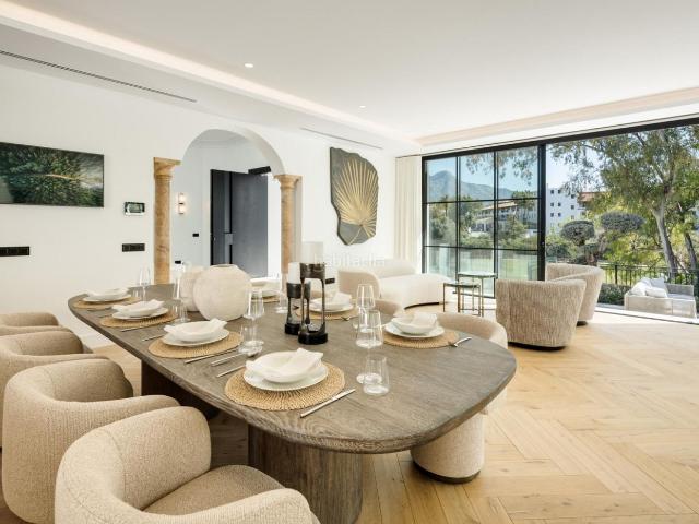 Chalet en venta en Benahavís, La Quinta. Villa en Benahavís. Chalets.