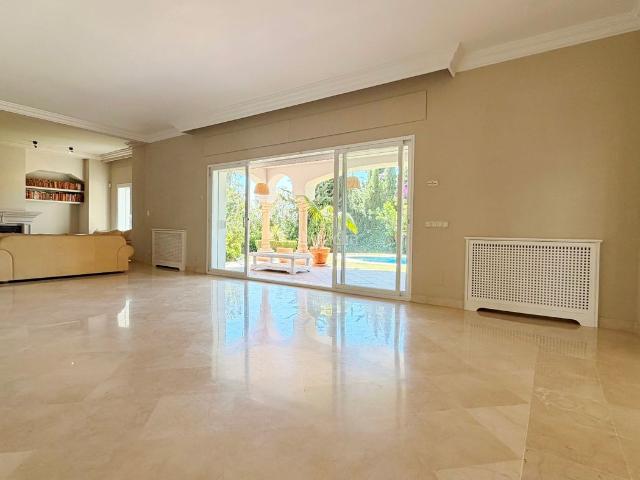 Chalet en venta en Benahavís, La Quinta. Chalets.