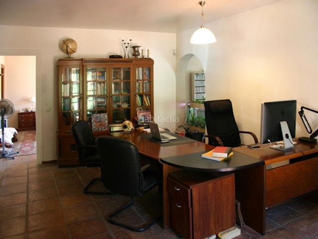 Chalet en venta en Benahavís, Los Arqueros Puerto del Almendro. Chalets.
