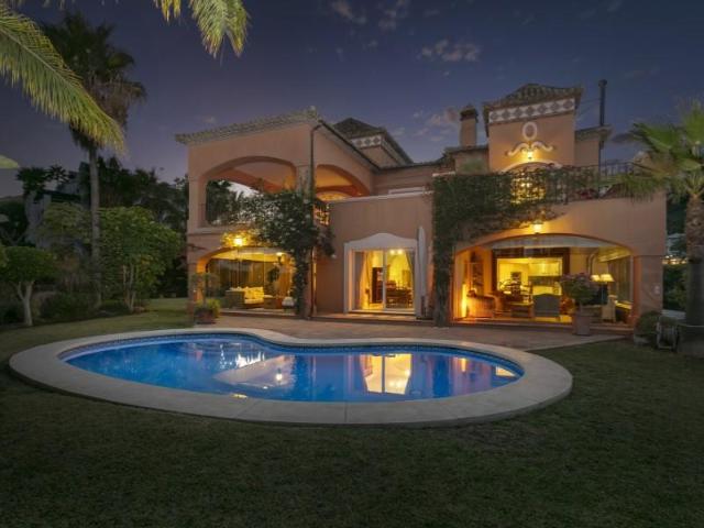 Chalet en venta en Benahavís