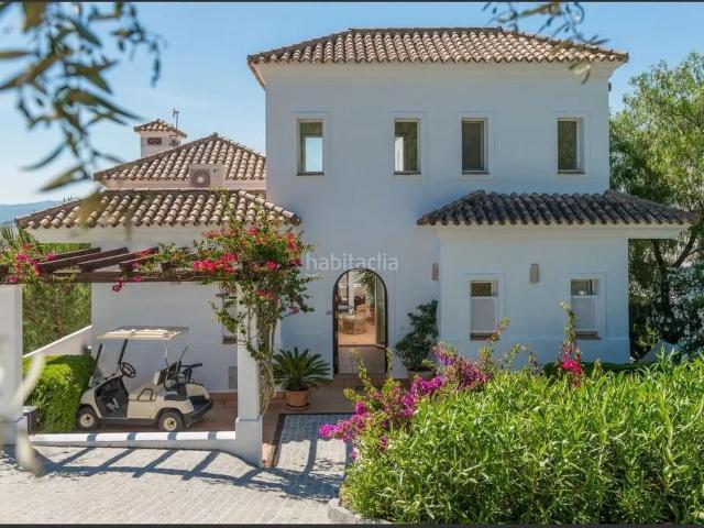 Chalet en venta en Benalup. La tranquilidad de Andalucía, la exclusividad de Fairplay Golf Spa. Chalets.