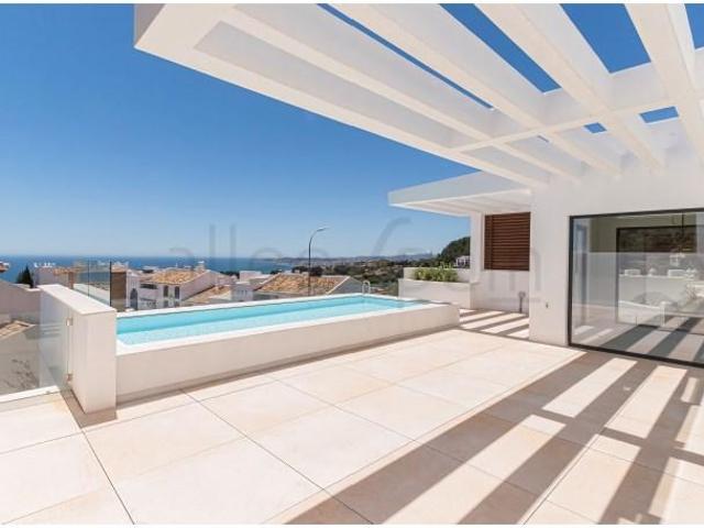 Chalet en venta en Benalmádena