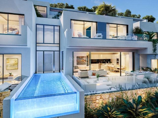 Chalet en venta en Benalmádena, Casablanca La Viñuela. Villa de obra nueva de 4 dormitorios y 4 baños en venta en Benalmádena!. Chalets.