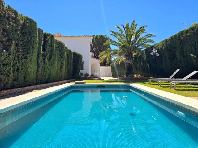 Chalet en venta en Benalmádena, Arroyo de la Miel. CASA INDEPENDIENTE EN BENALMADENA. Chalets.