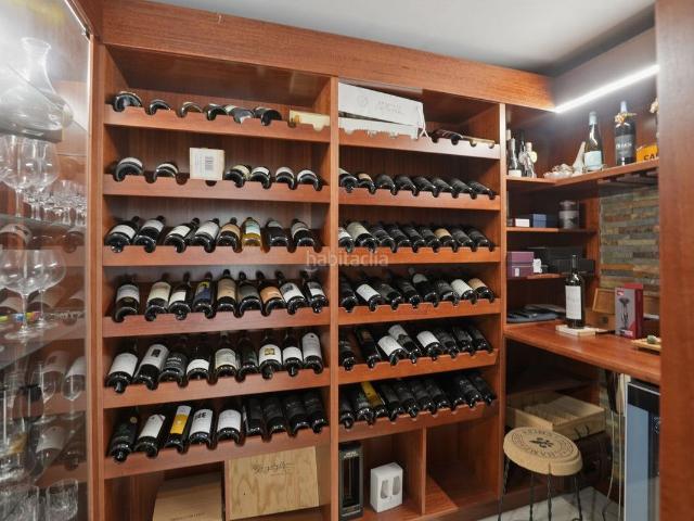 Chalet en venta en Benalmádena, Arroyo de la Miel. Villa Aislada de 6 dormitorios en Benalmadena. Chalets.