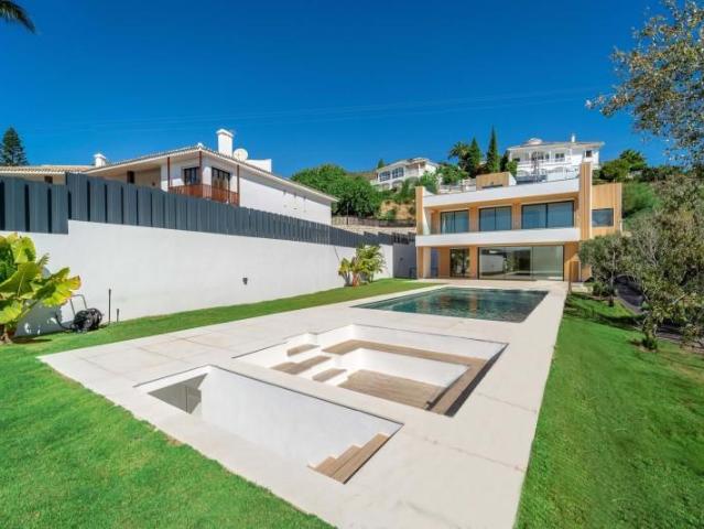 Chalet en venta en Benalmádena, Benalmadena