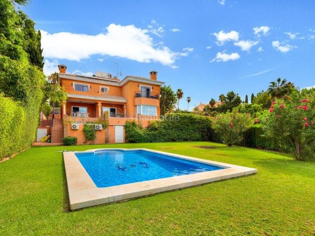 Chalet en venta en Benalmádena, Hacienda Torrequebrada. Chalets.