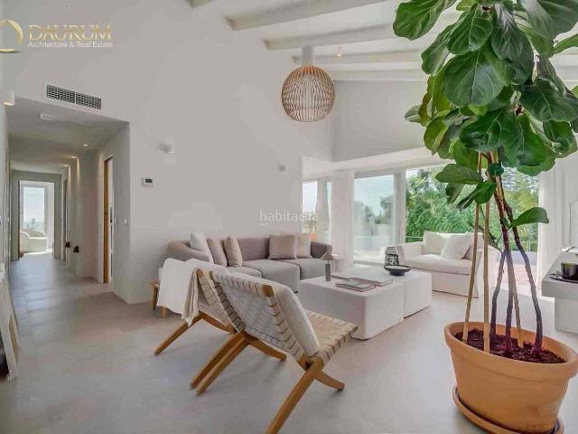 Chalet en venta en Benalmádena, La Capellanía El Higuerón. INMEJORABLE CHALET Y APARTAMENTO INDPENDIENTE DE 4 HABITACIONES EN EL HIGUERÓN CAPELLANÍA BENALMÁDENA, CON VISTAS AL MAR. Chalets.