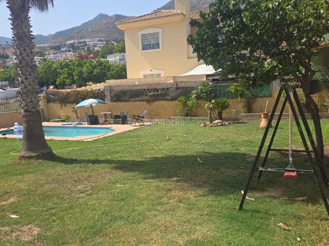 Chalet en venta en Benalmádena, Montealto Monterrey. Gran Villa en Montealto, con piscina y apartamento independiente. 5 dormitorios y 3 baños. Chalets.
