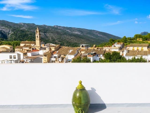 Chalet en venta en Beniali, Alicante
