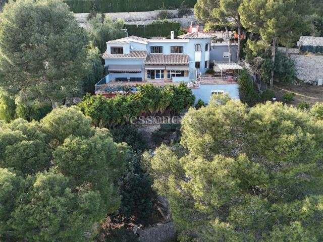 Chalet en venta en Beniarjó. Chalet con 2.300 metros de parcela. Chalets.