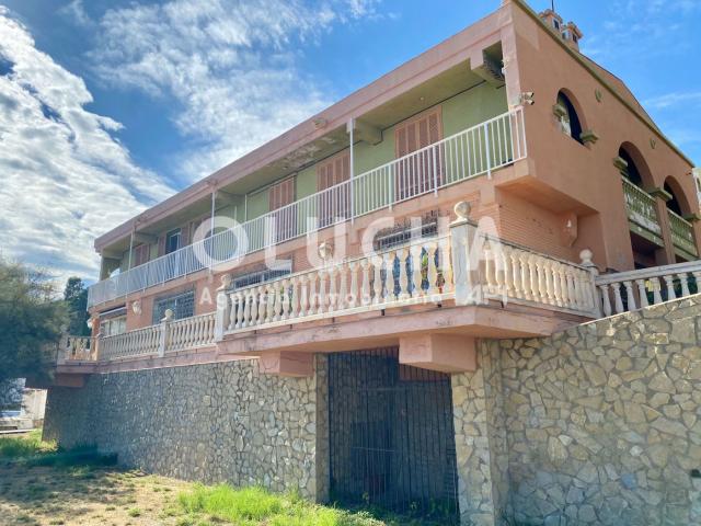 Chalet en venta en Benicasim Benicàssim, Heliópolis. Chalet en venta en Benicasim Benicassim, 5 dormitorios. Chalets Benicasim.