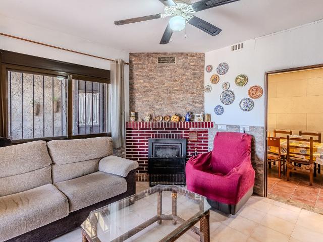 Chalet en venta en Benicarló, Pueblo. Casa Chalet independiente en venta en MOLINERS 5, Benicarló. Chalets.