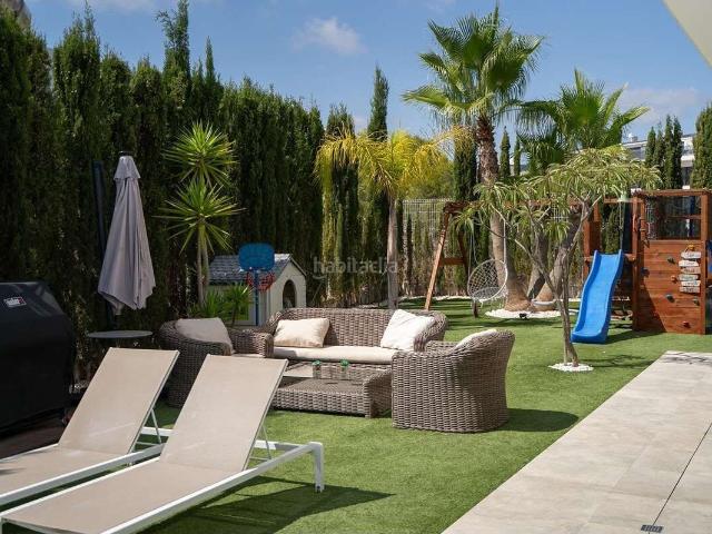 Chalet en venta en Benidorm, Foietes. Una oportunidad única para disfrutar del estilo de vida mediterráneo en una de las mejores zonas de Benidorm!. Chalets.