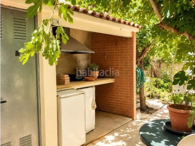Chalet en venta en Benidorm, Juzgados Plaza de Toros. CHALET ADOSADO CON JARDÍN PRIVADO DE 85 M, PISCINA Y PARKING EN BENIDORM. Chalets.