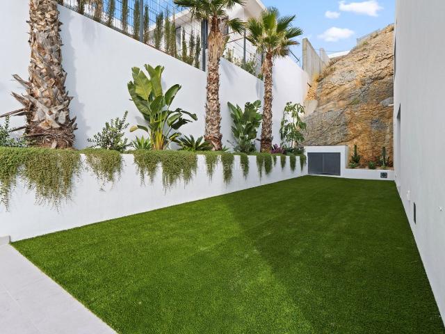 Chalet en venta en Benidorm, Sierra Helada. Villa en Benidorm. Chalets.