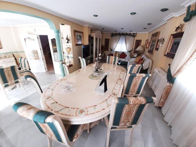 Chalet en venta en Benidorm, Sierra Helada. Gran chalet independiente en zona Rincon de Loix, de Benidorm. Chalets.
