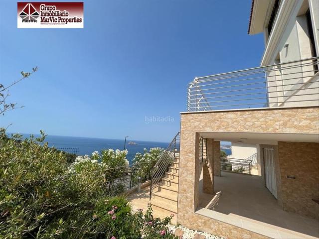 Chalet en venta en Benidorm, Rincón Alto. Venta de Villa de Lujo en Benidorm, Zona Rincon de Loix Cruz!. Chalets.