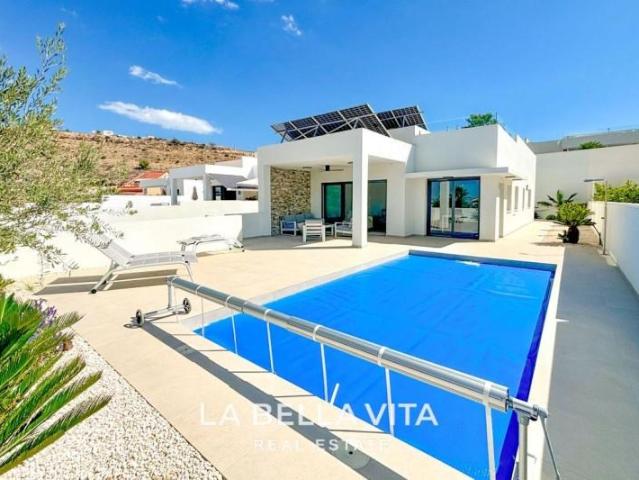 Chalet en venta en Benijofar, Pueblo