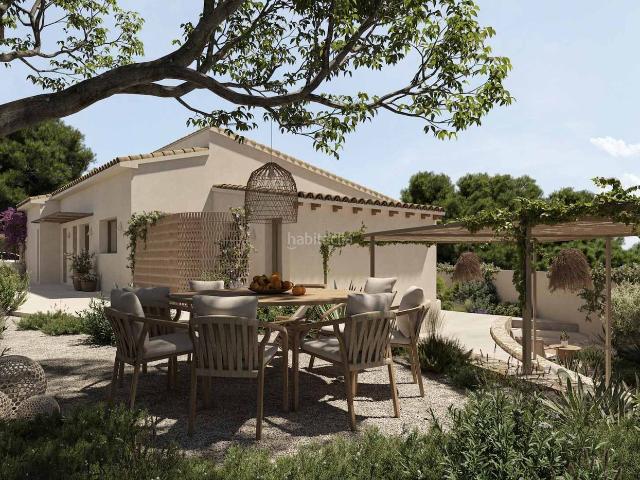 Chalet en venta en Benissa, Benissa Pueblo. Villa en Benissa, La Fustera con vistas al mar y proyecto de reforma. Chalets.