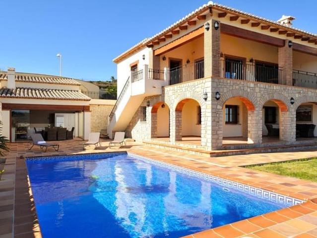 Chalet en venta en Benitachell / Benitatxell, Alicante Costa Blanca