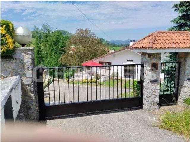 Chalet en venta en Bidegoyan. Chalet en Hernialde. Chalets.