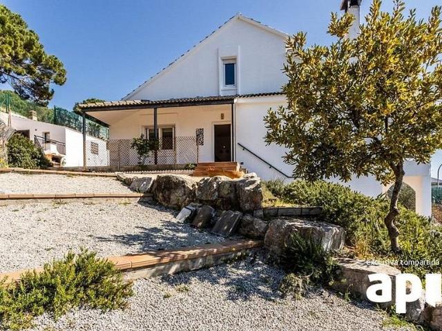 Chalet en venta en Caldes de Montbui, de 180 m² 5 habitaciones por 415.000