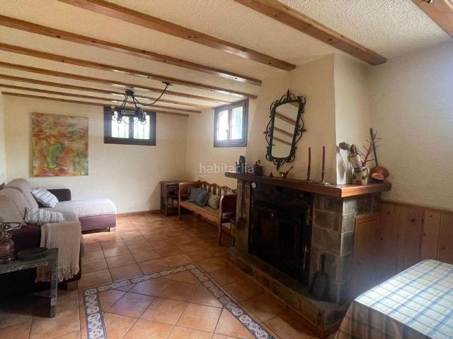 Chalet en venta en Briviesca. Espectacular Chalet en Briviesca con Jardín por solo 384,900. Chalets.