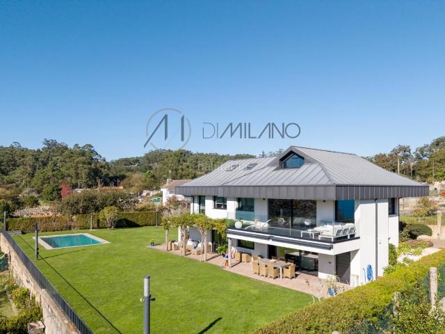 Chalet en venta en Bueu. Chalets.