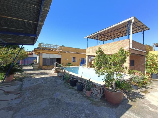 Chalet en venta en Burriana, Playa. CERCA DEL MAR. Chalets.