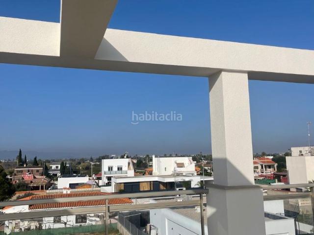 Chalet en venta en Burriana, Playa. Chalet Independiente en Primera Línea de Playa Playa de Burriana. Chalets.