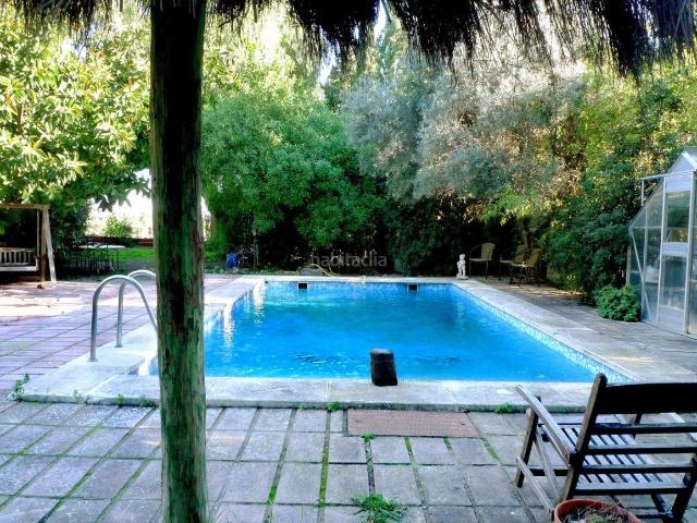 Chalet en venta en Godella. Chalet en Campolivar antiguo. Chalets.