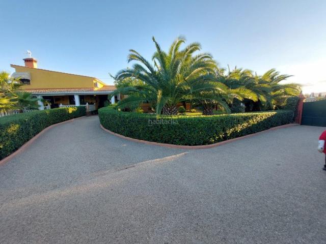 Casa en venta en Godelleta. FANTÁSTICO CHALET RÚSTICO EN VENTA URBANIZACIÓN EL RELLANO GODELLETA 360.000. Casas.