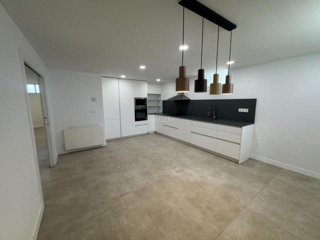 Chalet en venta en Gójar. EXCLUSIVO CHALET DE DISEÑO Y ALTA EFICIENCIA ENERGÉTICA EN GÓJAR GRANADA. Chalets.