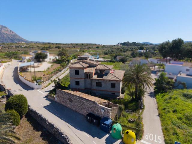 Chalet en venta en Gata de Gorgos. Chalets Gata de.