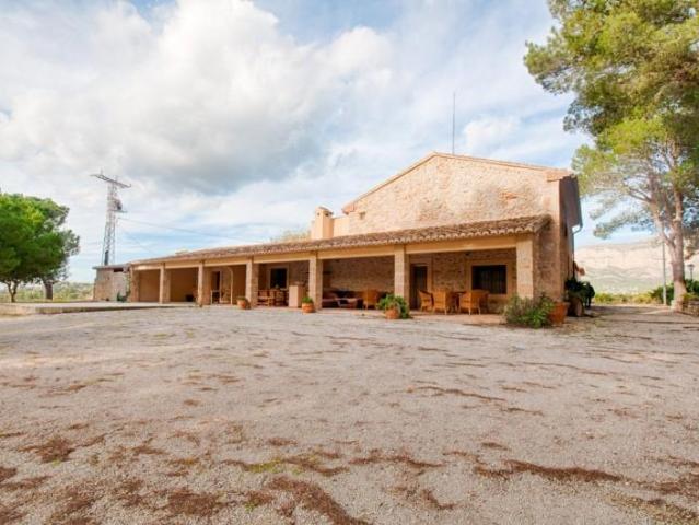 Chalet en venta en Gata de Gorgos, Inland